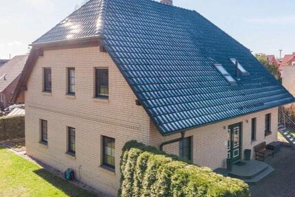 Platzwunder mit Einliegerwohnung&Sauna–Top-Anbindung nach HGW&B - Ferdinandshof