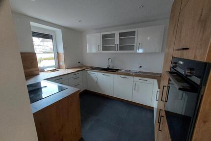 2-Zimmerwohnung - 990,00&nbsp;EUR Kaltmiete, ca.&nbsp; 84,00&nbsp;m&sup2; in Ebhausen (PLZ: 72224)