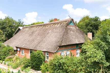 Haus zum Kaufen in Großenrade 640.000,00 € 196 m²