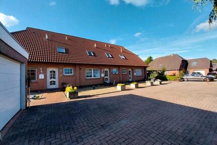 3 er Reihenhaus - 700.000,00&nbsp;EUR Kaufpreis, ca.&nbsp; 300,00&nbsp;m&sup2; in Upgant-Schott (PLZ: 26529)