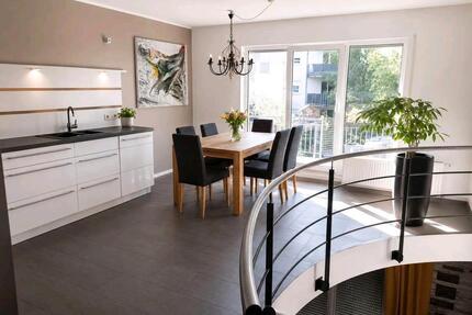 Hochwertige Maisonette-Wohnung mit Terrasse, Balkon & Tiefgarage - Plauen