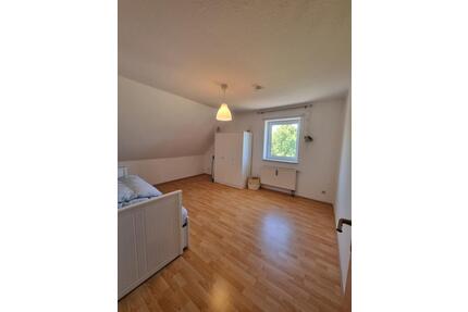 Schöne helle Wohnung - 450,00&nbsp;EUR Kaltmiete, ca.&nbsp; 60,00&nbsp;m&sup2; in Fronhausen (PLZ: 35112)