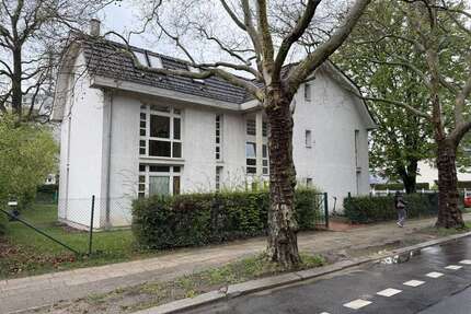 Wohnung zum Mieten in Berlin-Lichtenberg 781,00 € 76.13 m²