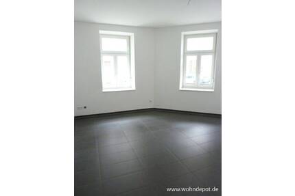 ab 15. Juni * 2-RW * EBK mgl. * Hochparterre * Fliesenboden * FuBoHzg. * Anger-Crottendorf - Leipzig