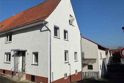 Haus mit Scheune zu vermieten - 1.200,00&nbsp;EUR Kaltmiete, ca.&nbsp; 111,00&nbsp;m&sup2; in Fritzlar (PLZ: 34560)