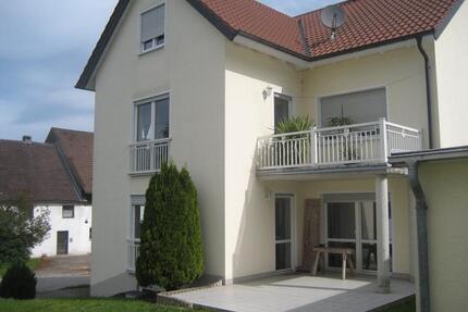 Dachgeschoßwohnung - 550,00&nbsp;EUR Kaltmiete, ca.&nbsp; 60,00&nbsp;m&sup2; in Bobingen (PLZ: 86399)