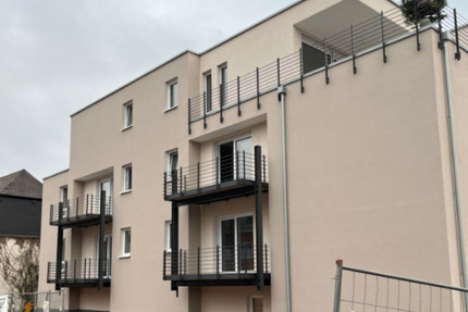 ⭐ AB SOFORT | Erstbezug + überdachter Stellplatz | Wadern Zentrum