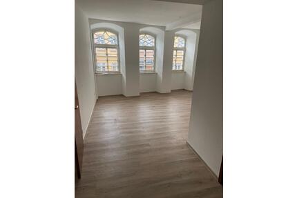 Zentrale 3-Zimmer-Wohnung am Marktplatz - Lauterbach (Hessen)