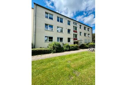 Wohnen am Wasser: Charmante 3-Zimmer-Wohnung mit Balkon & Garage! - Hannover Linden-Limmer