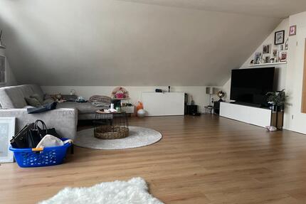 3 Zimmer Wohnung mit Balkon Tageslichtbad Einbauküche Weitblick - Lehrberg