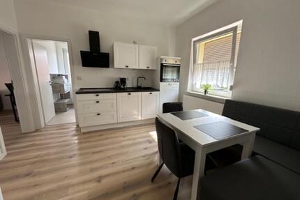 sanierte & möblierte 2,5 Zi. Whg in Erfurt-SüdDaberstedt im REH - Poing