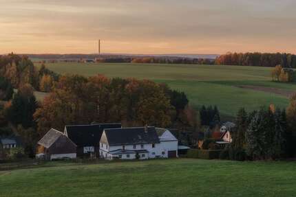 Haus zum Kaufen in Lichtenau 190.000,00 € 200 m²