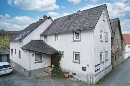 Haus zum Kaufen in Aßlar 189.000,00 € 186.35 m²