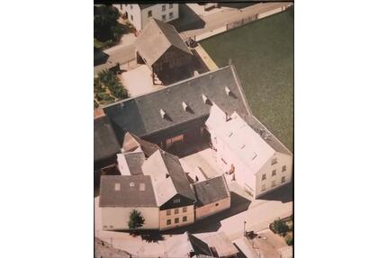 Hofreite mit Scheune, Nebengebäuden und Grünanlage in Ortsmitte - Katzenelnbogen