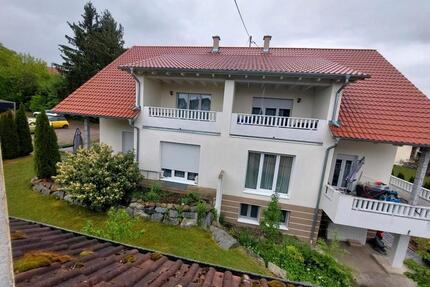 Mehrfamilienhaus zu verkaufen 5 Wohnungen Alles vermieten - Eppishausen