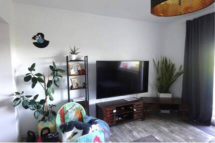 STILVOLLE 2-ZIMMER-WOHNUNG MIT BALKON ZUM WOHLFÜHLEN - Solingen Solingen-Mitte