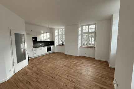 Exklusive, voll sanierte Etagenwohnung mit Balkon, Stellplatz und moderner Ausstattung in Balve