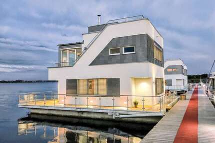 Haus zum Kaufen in Bitterfeld-Wolfen 1.400.000,00 € 184 m²