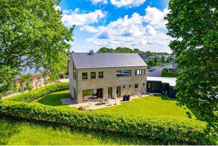 Haus zum Kaufen in Harrislee 729.900,00 € 168 m²