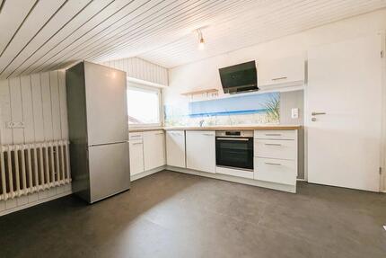 Ruhige renovierte Wohnung mit großem Balkon in Engen