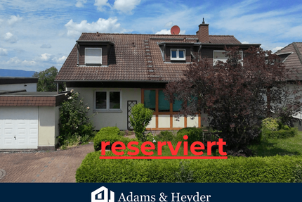 Haus zum Kaufen in Lohfelden 400.000,00 € 232.65 m²
