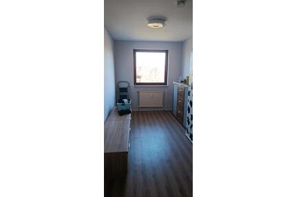 WG am Kanal in Stadtnähe - 422,00&nbsp;EUR Kaltmiete, ca.&nbsp; 100,00&nbsp;m&sup2; in Lingen (Ems) (PLZ: 49808)