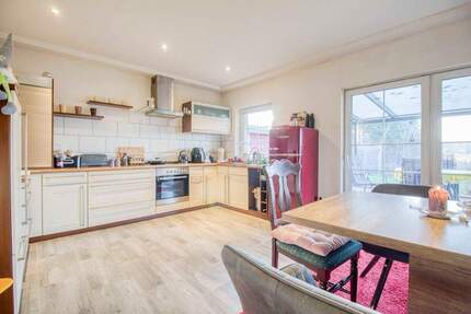 Wohnen mit Grün: EFH mit eigenem Garten in Feldrandlage - Vogelsang-Warsin