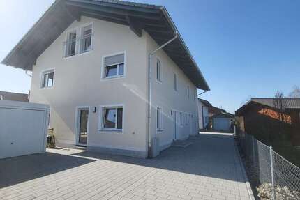 Haus zum Mieten in Riedering 2.300,00 € 138 m²