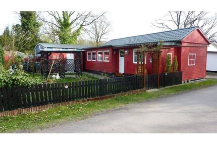 Holzhaus, Dauer-Wohnen oder Wochenendhaus auf Campingplatz - Tespe