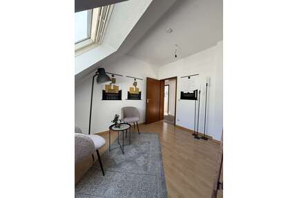 Wohnung zum Kaufen in Düsseldorf 561.000,00 € 94 m²
