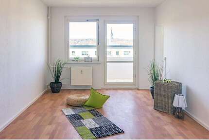 Wohnung zum Mieten in Chemnitz 295,00 € 56.91 m²