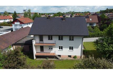 Zweifamilienhaus mit Gewerbeanbau und großem Entwicklungspotenzial - Marktoberdorf