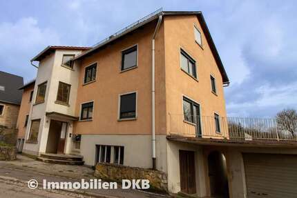 Haus zum Kaufen in Bieberehren 269.000,00 € 285 m²