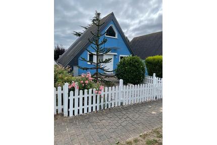 Charmantes Ferienhaus mit Ostseeblick, Garten und zwei Terrassen - Heiligenhafen