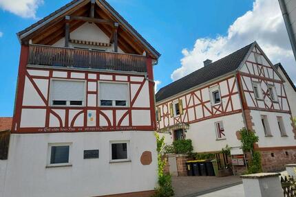 Büdingen OT kein Fachwerk nur optisch Eigentumswohn 110 m²