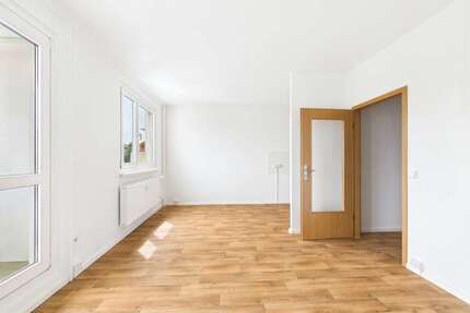 Wohnung zum Mieten in Dessau-Roßlau 340,00 € 56.76 m²