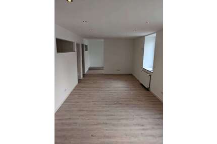 Wohnung zum Mieten in Ehringshausen 680,00 € 75 m²