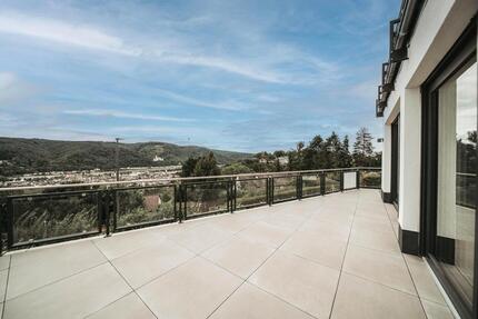 Traumwohnung mit Aussicht! - 1.508,00&nbsp;EUR Kaltmiete, ca.&nbsp; 145,00&nbsp;m&sup2; in Lahnstein (PLZ: 56112)