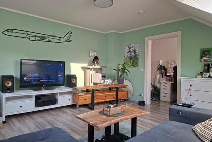 2,5-Zimmer-Dachgeschosswohnung in Mülheim-Speldorf ab 01.03.2026 - Mülheim an der Ruhr Menden-Holthausen