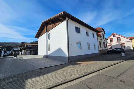 Haus zum Kaufen in Bruchmühlbach-Miesau 399.000,00 € 221 m²