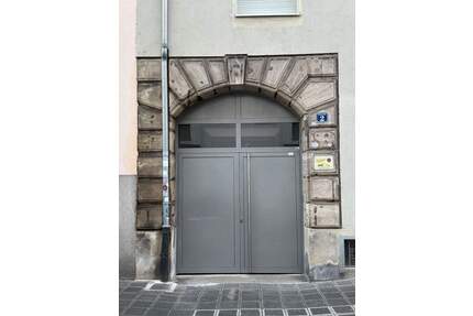 Traumhafte Gelegenheit in der Nürnberger Südstadt 3-Zimmer-Wohnung - Ausbaupotenzial zur Maisonette!