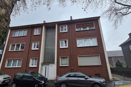8 Parteien Mehrfamilienhaus in DU-Hamborn - Duisburg