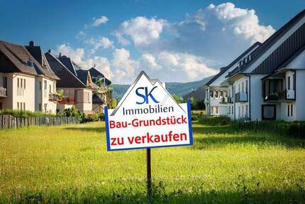 Baugrundstück mit vielfältigen Bebauungsmöglichkeiten und positivem Bauvorbescheid - München / Lochhausen Aubing-Lochhausen-Langwied