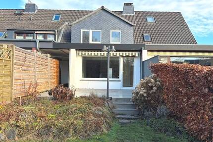 **QUICKBORN** TOP Haus - ca. 120 m² Wfl., 3-5 Zim., V-keller, Carport, ca. 283 m² Grdst. uvm.