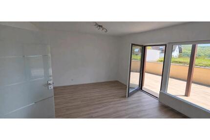 1 Zimmer Wohnung mit großer Terrasse - Bad Endbach
