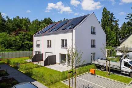 Haus zum Mieten in Nuthetal 2.500,00 € 147 m²