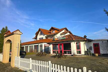 Haus zum Kaufen in Hohenstein 370.000,00 € 468 m²