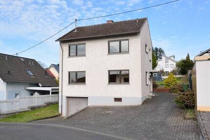 Einfamilienhaus in Neuwied-Feldkirchen zu verkaufen.