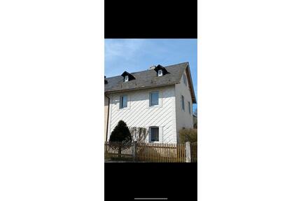 Einfamilienhaus Blankenberg - 69.000,00&nbsp;EUR Kaufpreis, ca.&nbsp; 120,00&nbsp;m&sup2; in Rosenthal am Rennsteig (PLZ: 07366)