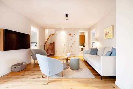 Wohnung zum Kaufen in Hohen Wieschendorf 569.000,00 € 95.78 m²